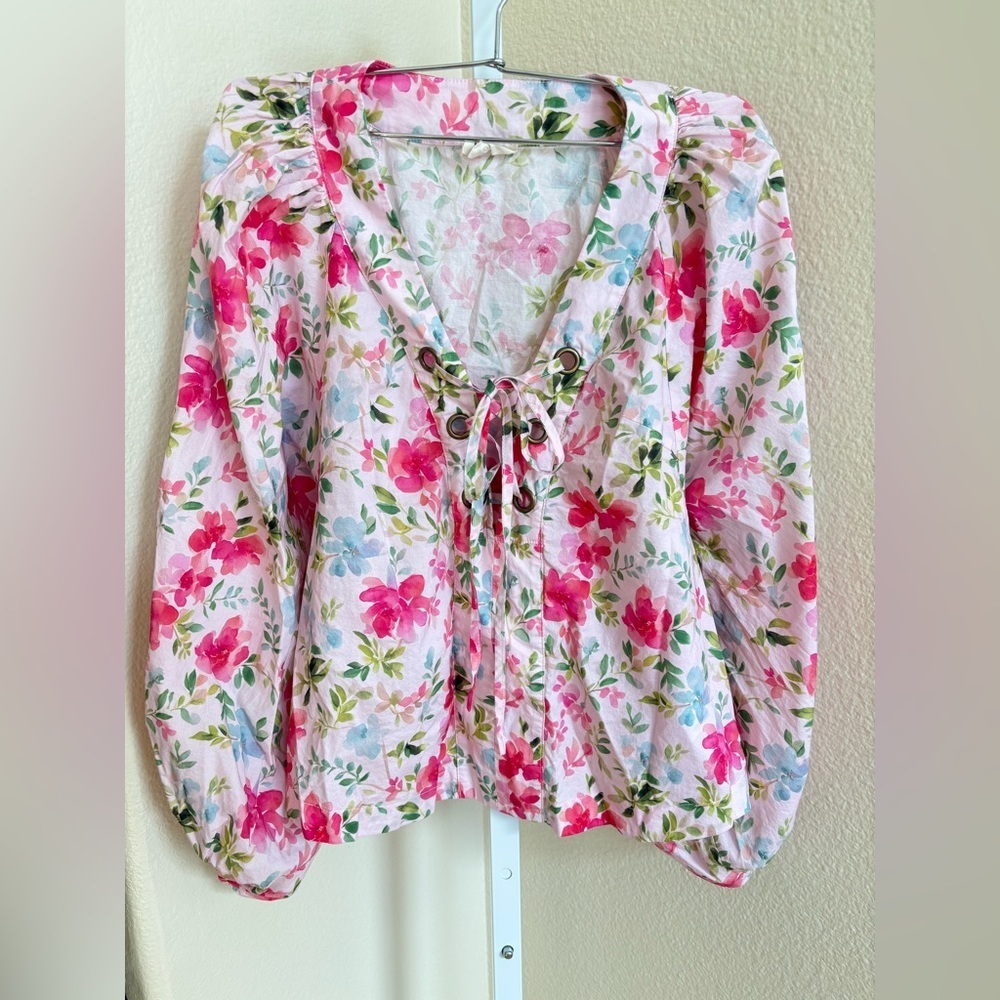NWOT - BiBi Floral Lace-up Long Sleeve Top - Size S